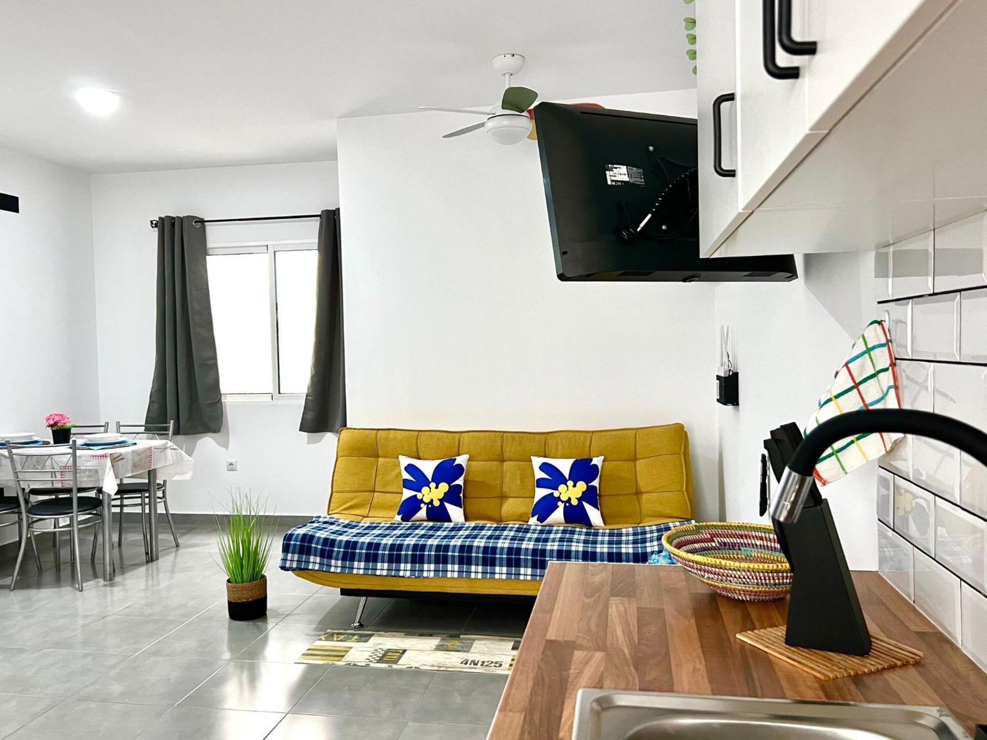 Animos! Apartments - 10 Modern Apartments Near The City & Beach, Perfect For Nomads, Travellers, Families, Watersports! Santa Maria Εξωτερικό φωτογραφία